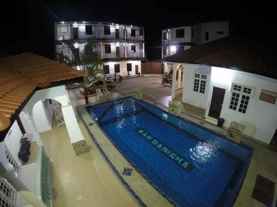 Wan Danisha Villa Inn كوتا بْهارو المظهر الخارجي الصورة