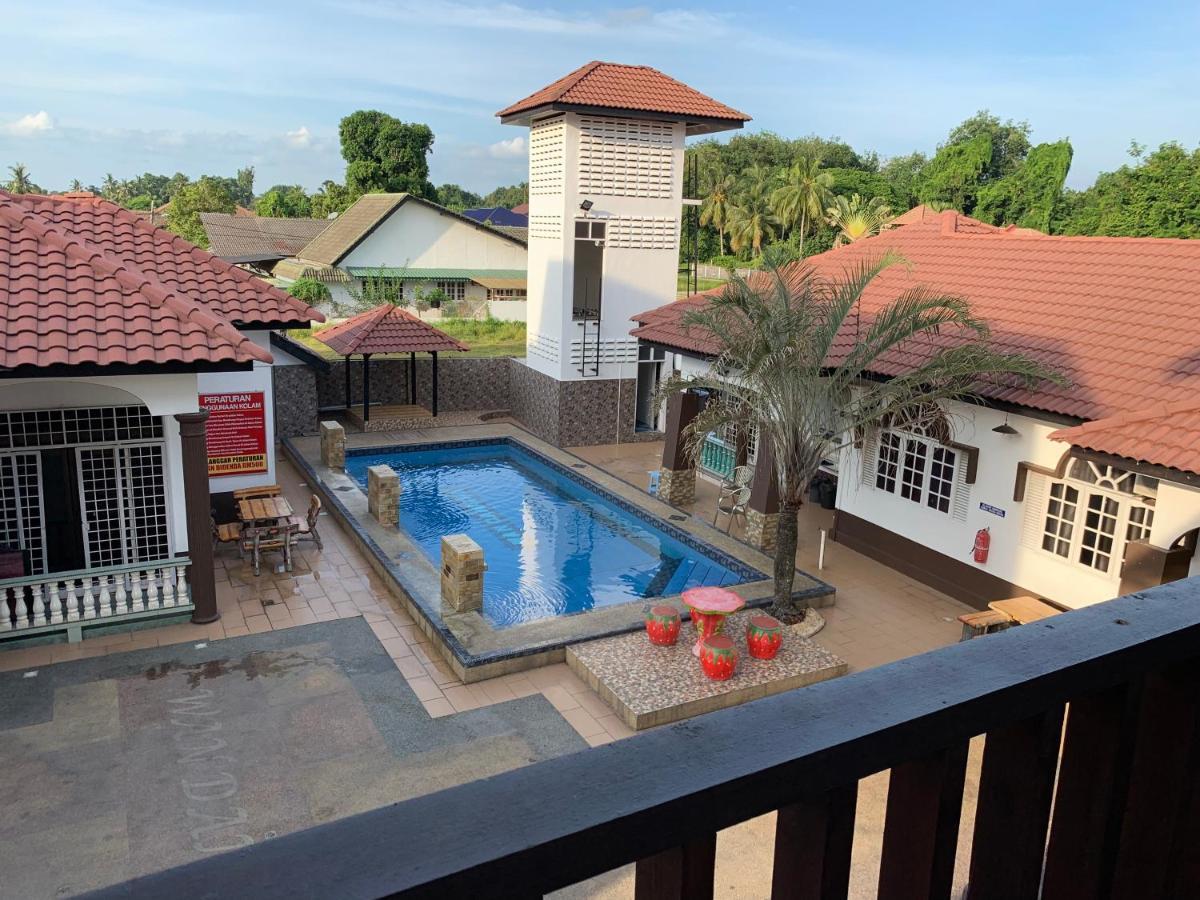 Wan Danisha Villa Inn كوتا بْهارو المظهر الخارجي الصورة
