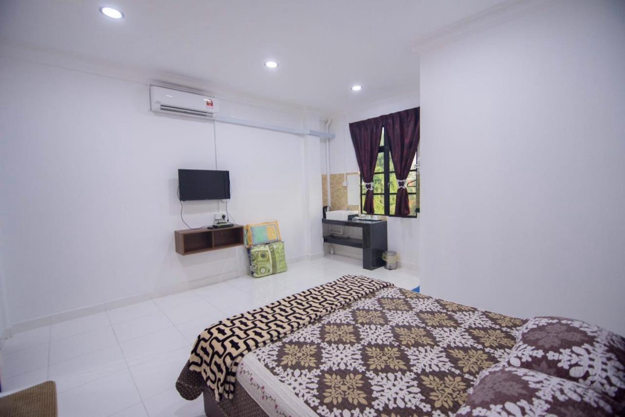 Wan Danisha Villa Inn كوتا بْهارو المظهر الخارجي الصورة